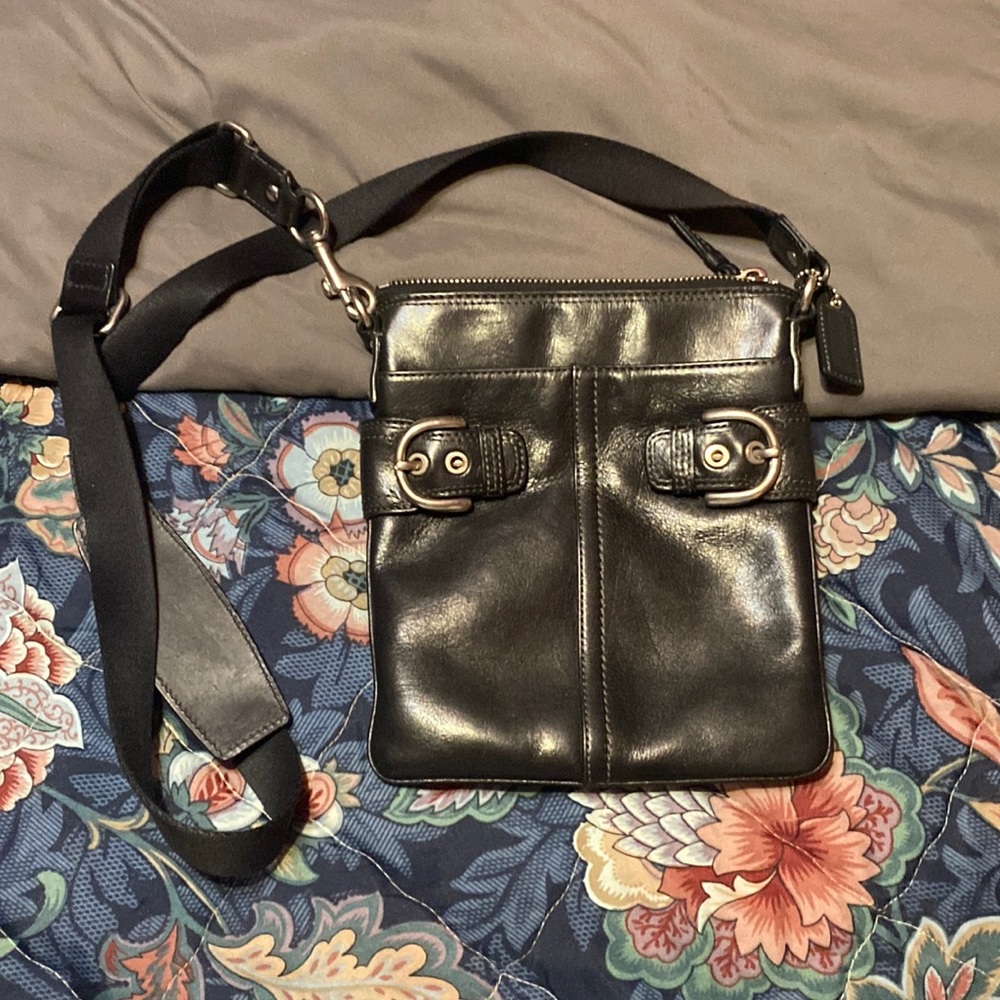 Authentic Black Coach Crossbody - R